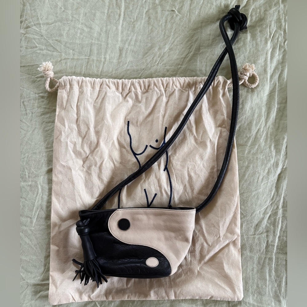 SOLD ON CROSS POST ☯️
Paloma Wool Miranda Yin Yang Leather Bag